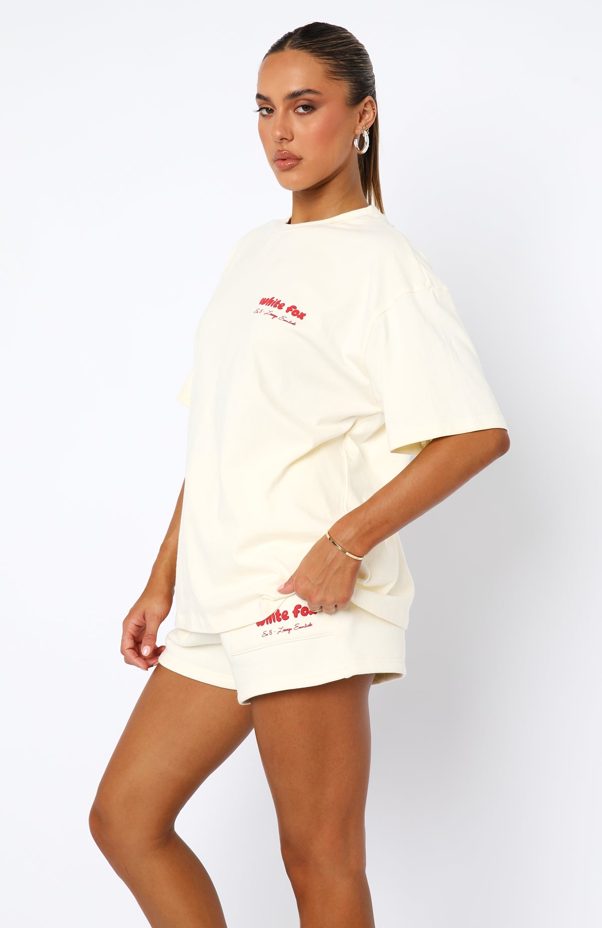 Era 8 Oversized Tee Cherry Cream - Image 3