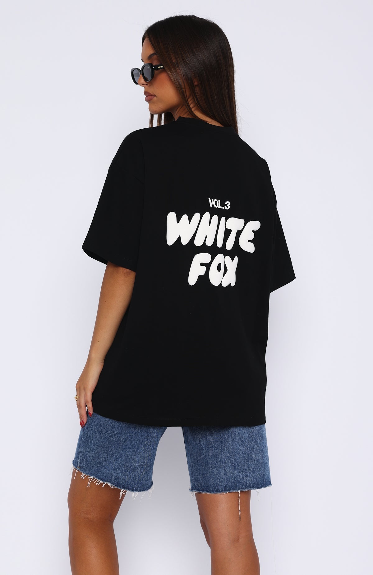 Offstage Back Graphic Oversized Tee Monochrome - Image 4
