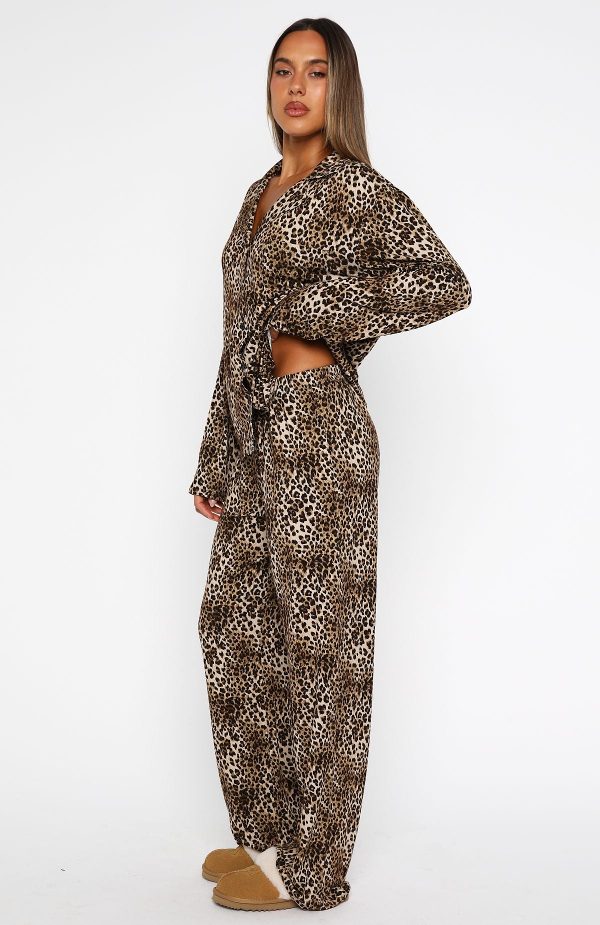 Pillow Talk Printed Long Sleeve Pyjama Set Leopard - Image 3