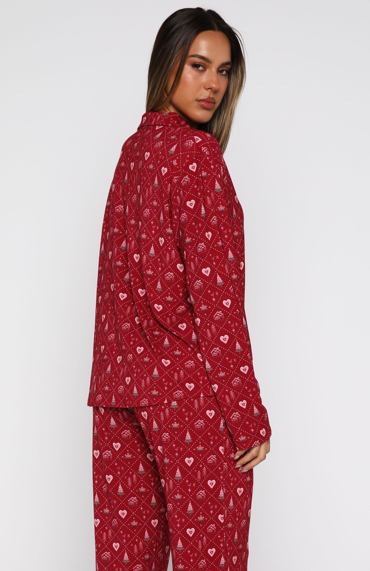 Pillow Talk Printed Long Sleeve Pyjama Set Cherry Noel - Image 7