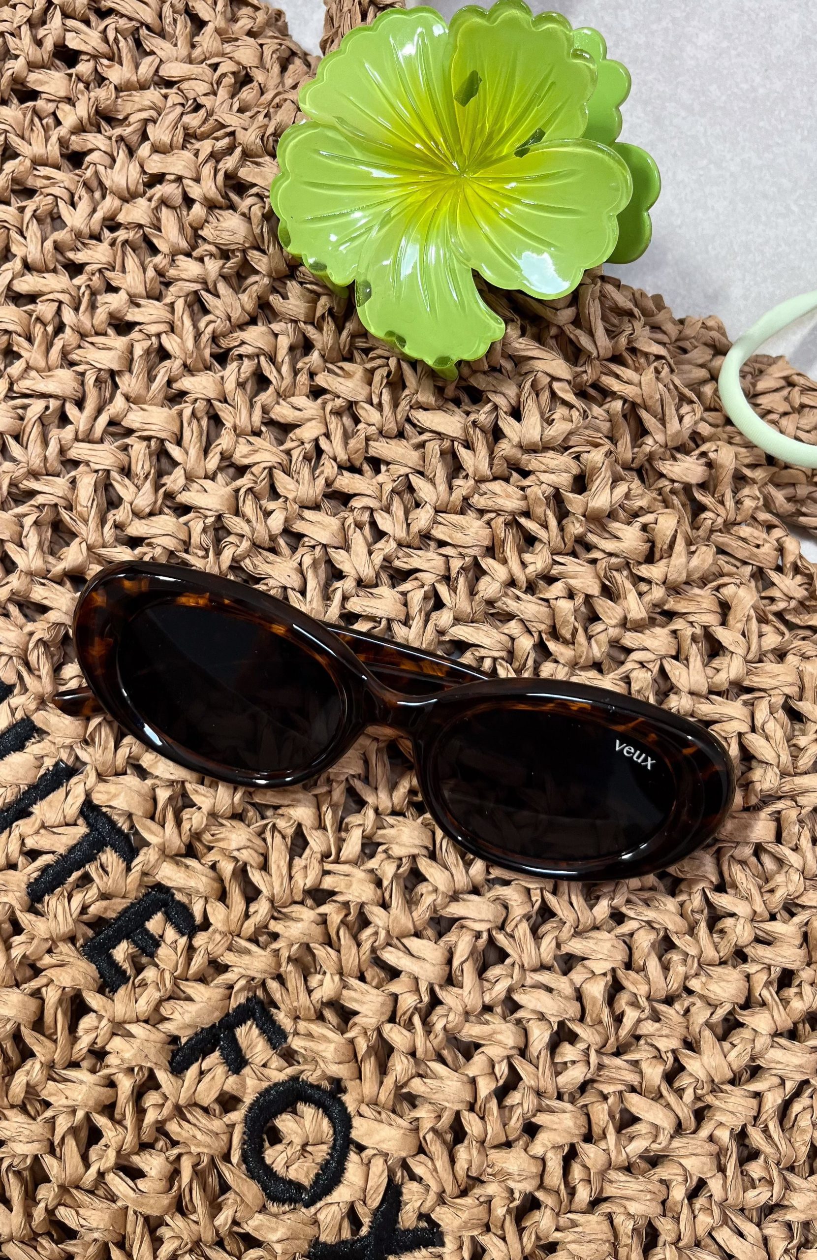 Emerald Sunglasses Tortoise - Image 6