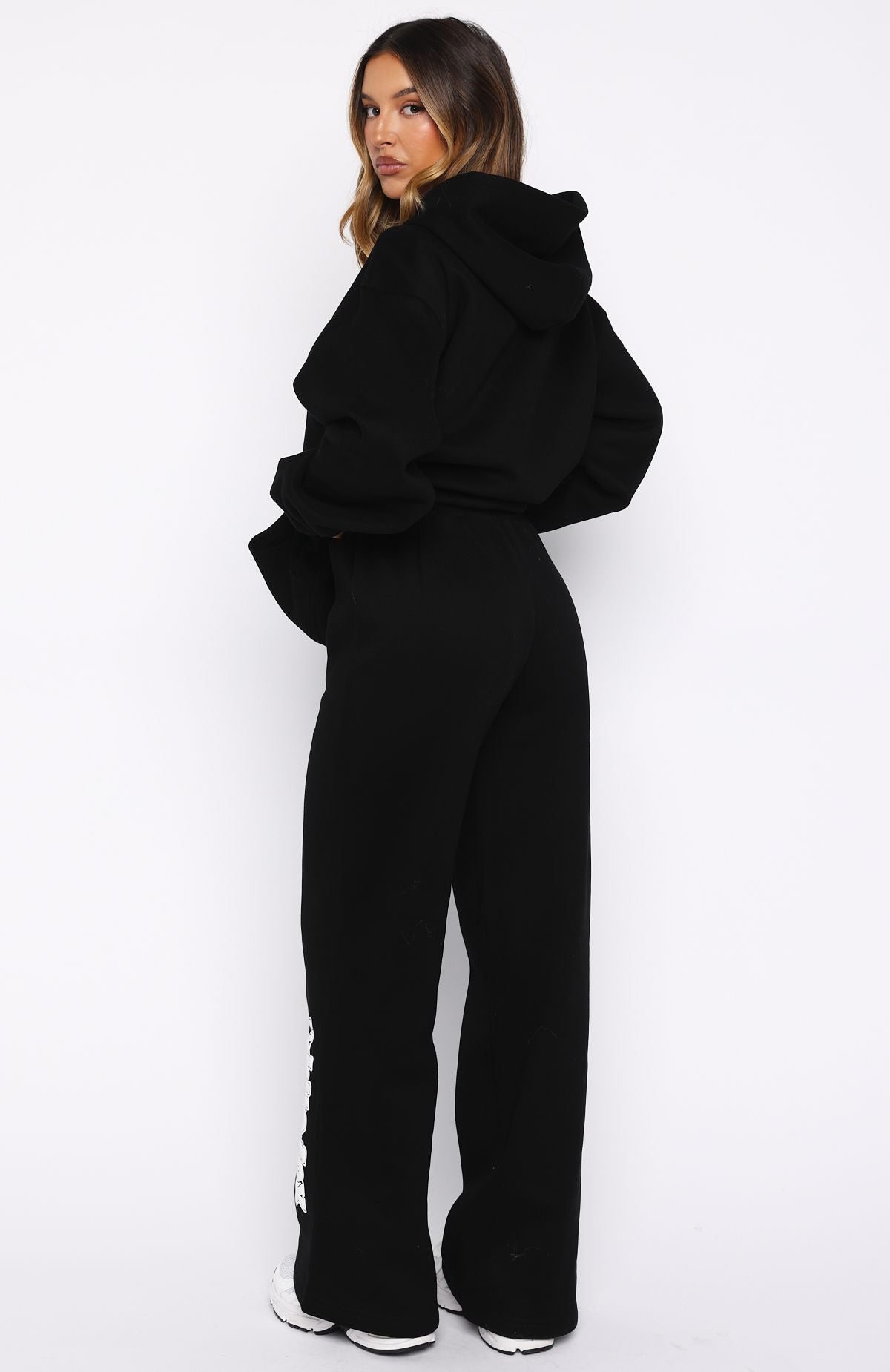 Ready To Go Wide Leg Sweatpants Black - Image 4