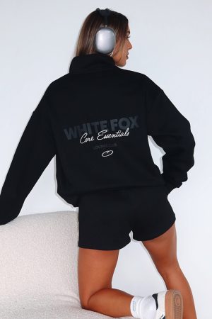 Core Essentials Zip Sweater Black