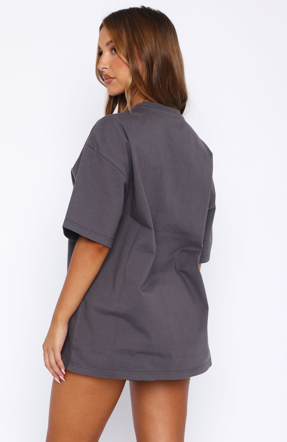 Core Classic Oversized Tee Volcanic - Image 5