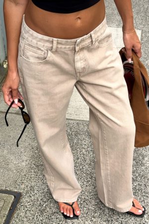 Bring The Style Low Rise Wide Leg Jeans Sesame Wash