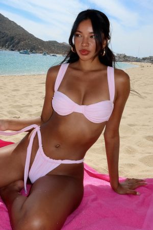 Ocean Views Bottoms Blossom