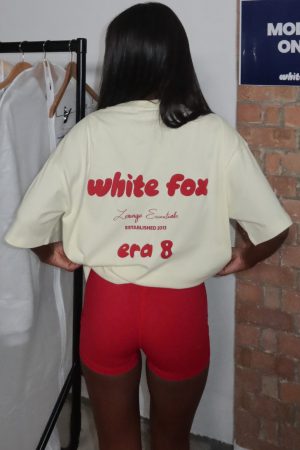 Era 8 Oversized Tee Cherry Cream