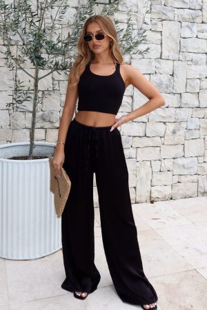 Catching Up Wide Leg Pants Black