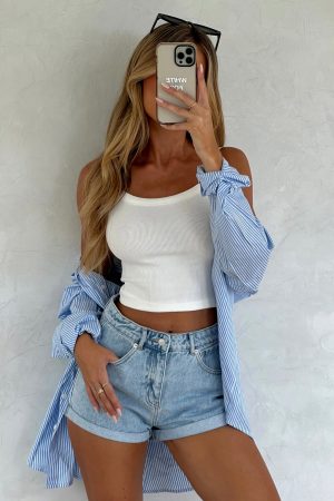 Missin' Something Denim Shorts Powder Blue Wash