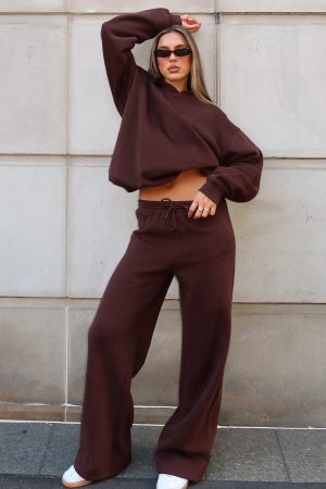 Stay Lifted Wide Leg Sweatpants Bitter Chocolate