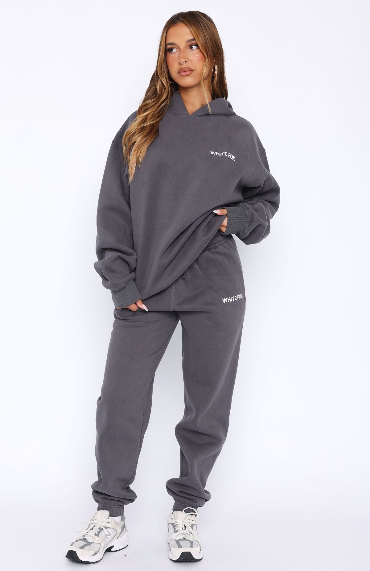 Core Classic Sweatpants Volcanic - Image 3