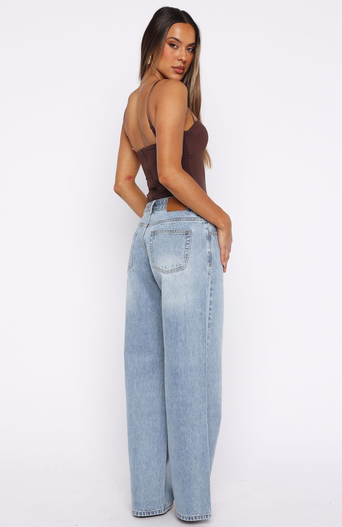 Maeve Low Rise Wide Leg Jeans Light Blue - Image 4