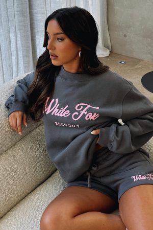 Season 7 Oversized Sweater Monument