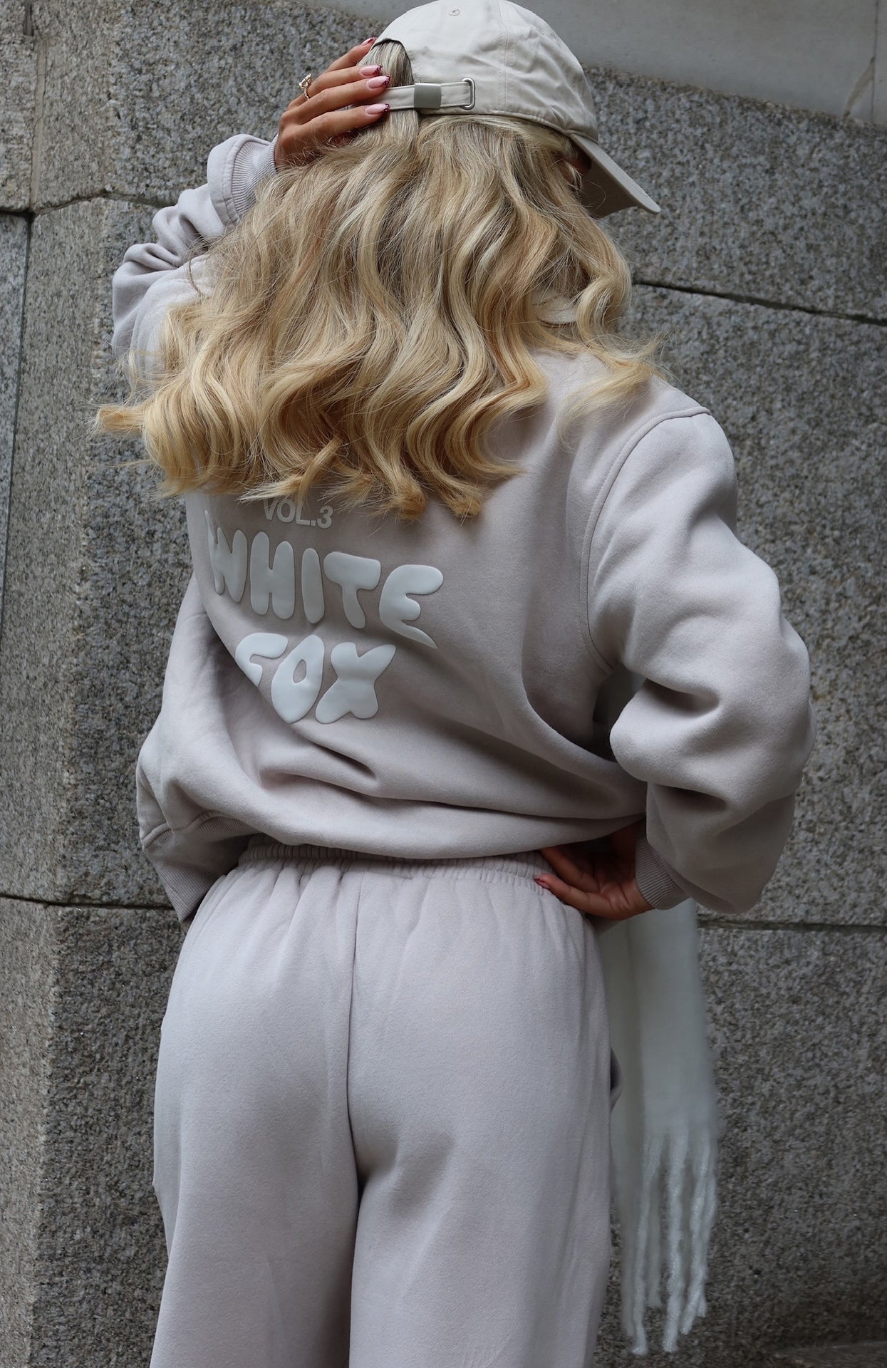 Offstage Hoodie Moon - Image 11
