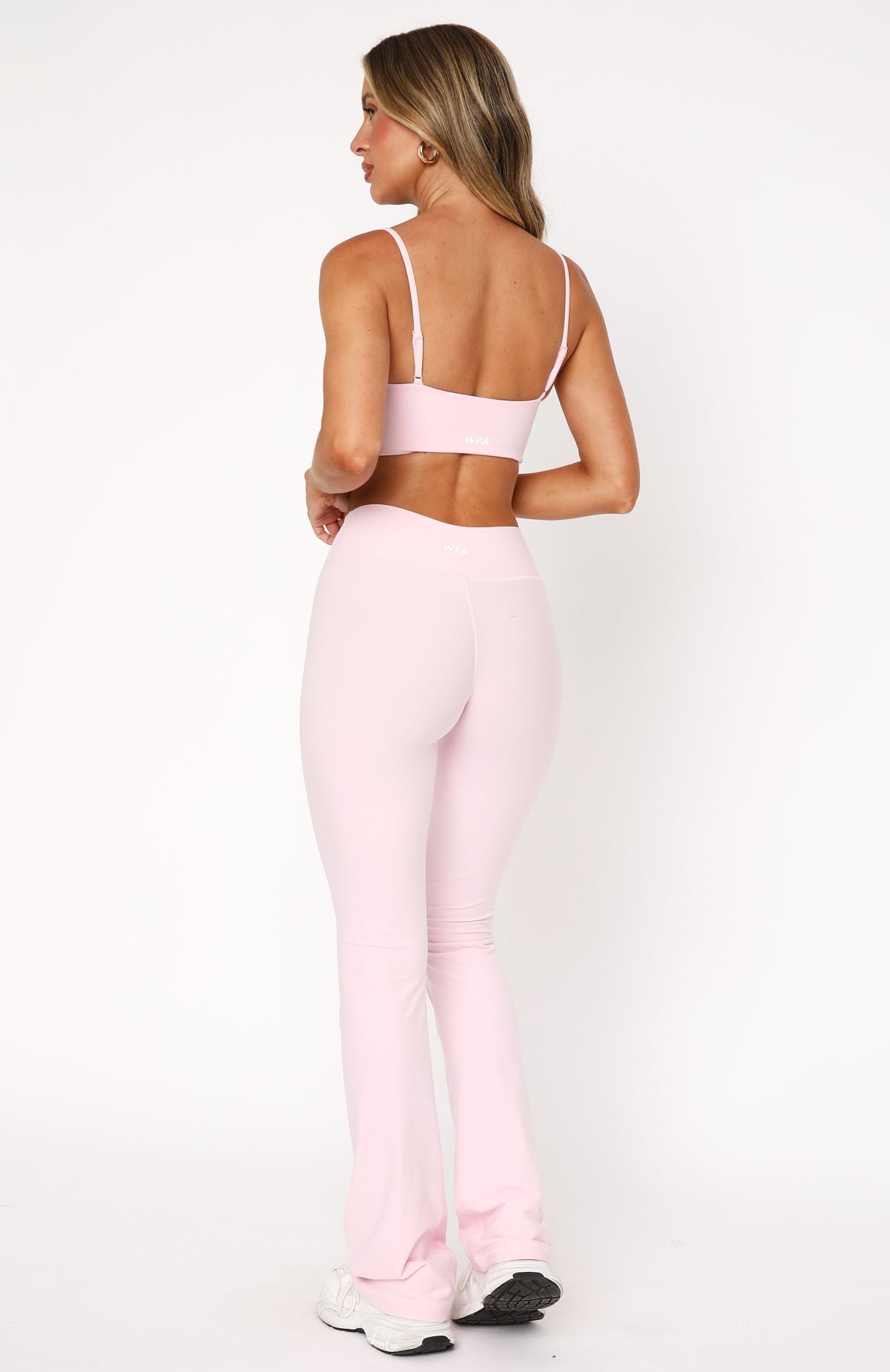 Wellness Flare Leggings Ballet Pink - Image 4
