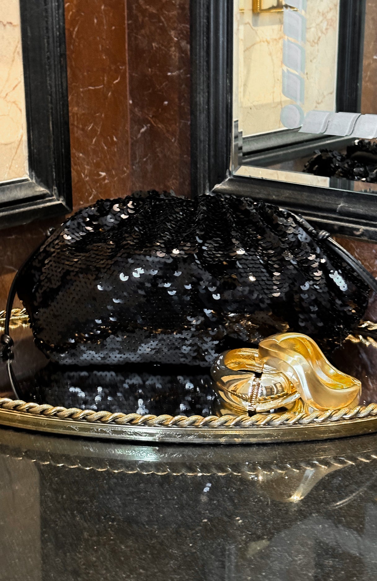 June Clutch Bag Black - Image 2