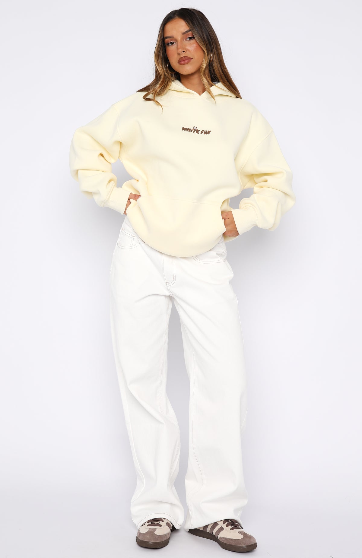 Bubbles & Foxy Friends Oversized Hoodie Pudding - Image 5