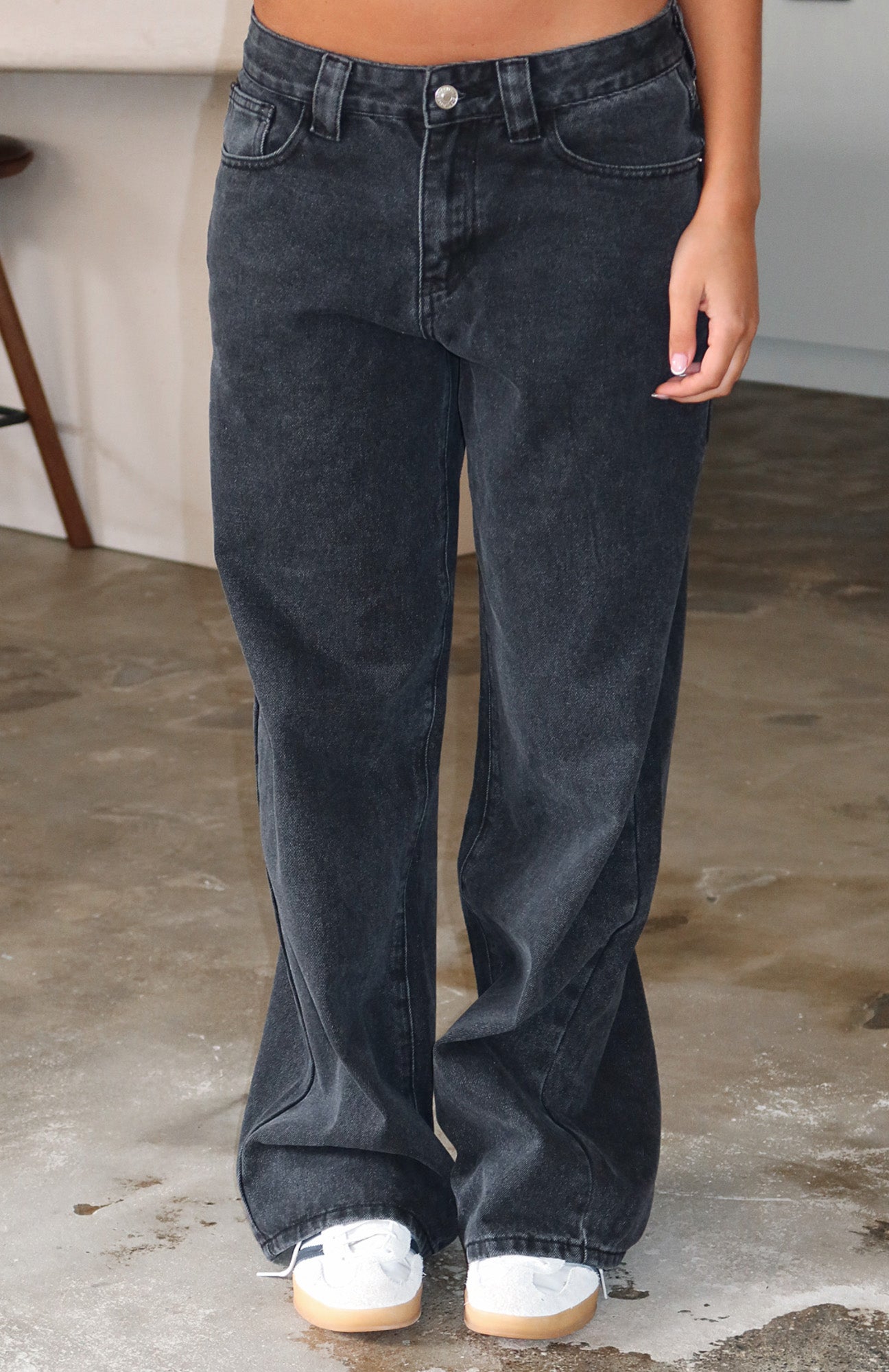 Clarissa Low Rise Wide Leg Jeans Black Acid - Image 6