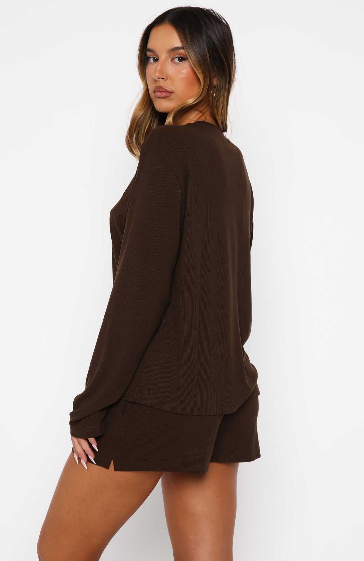Come A Long Way Soft Lounge Ribbed Shorts Chocolate - Image 4