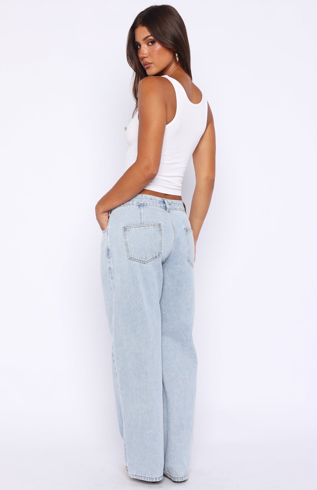 Day At A Time Low Rise Wide Leg Jeans Mid Blue - Image 4