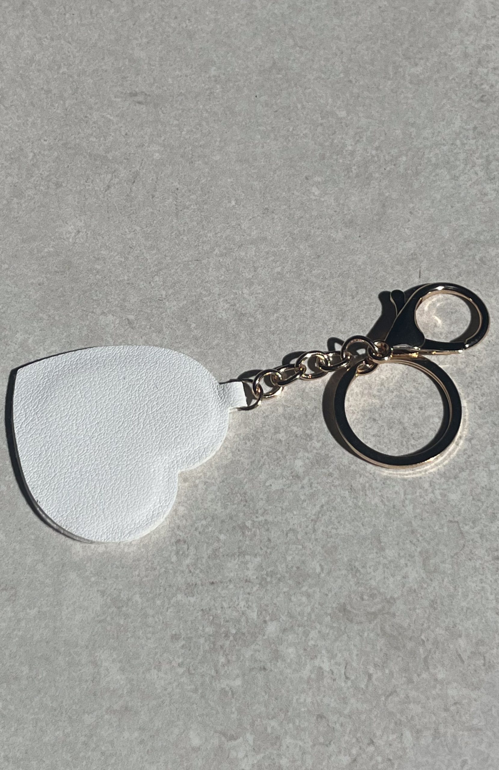 Haven Keychain White - Image 4