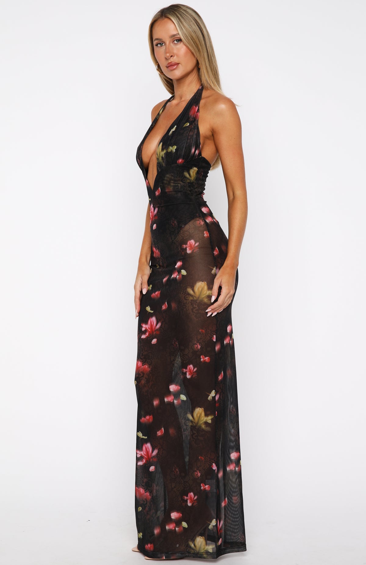 I Only Wish Halter Maxi Dress Lace And Bloom - Image 3