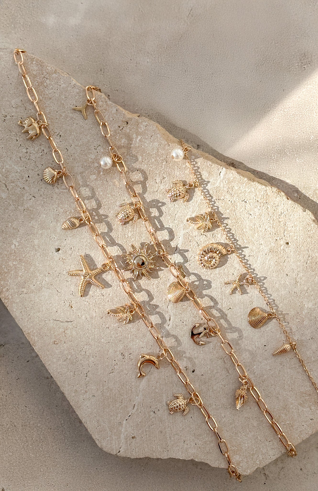 Mayer Necklace 3 Piece Set Gold - Image 9