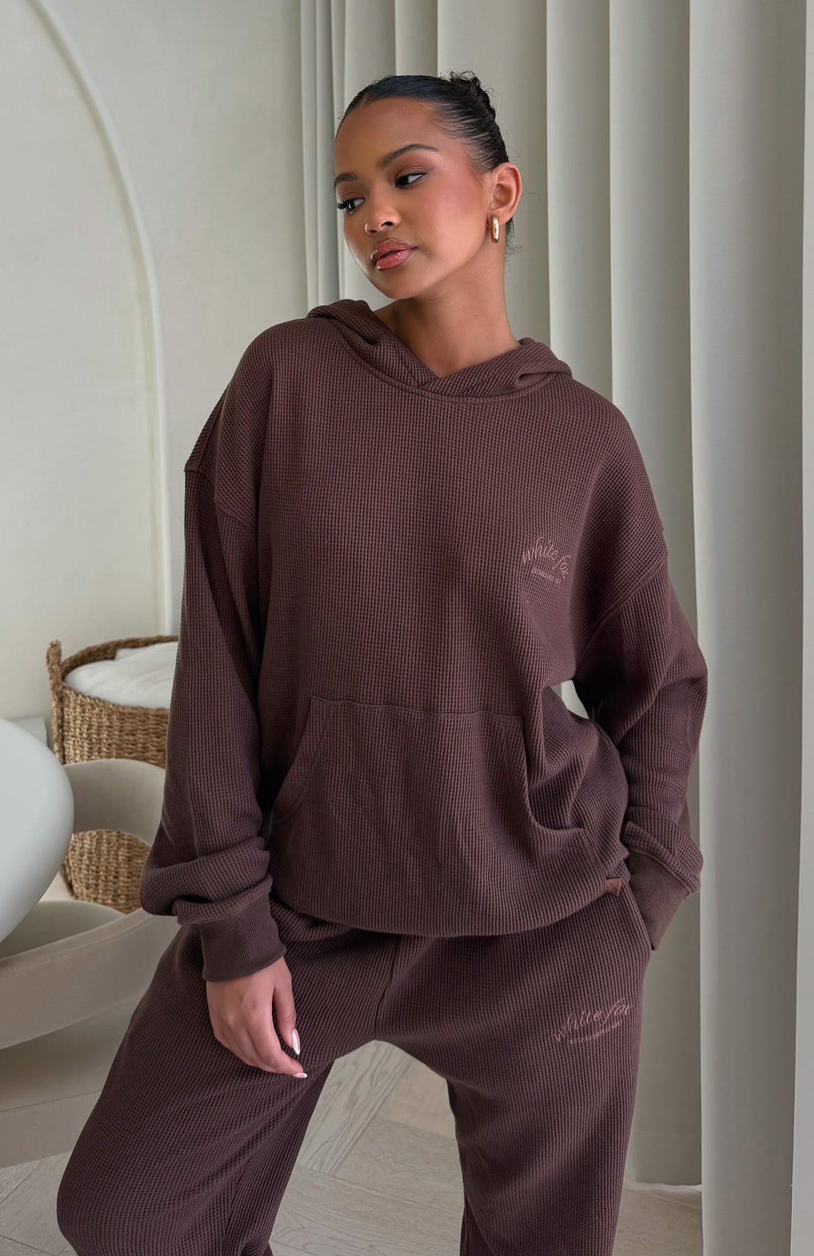 Moving Out Waffle Oversized Hoodie Chocolate