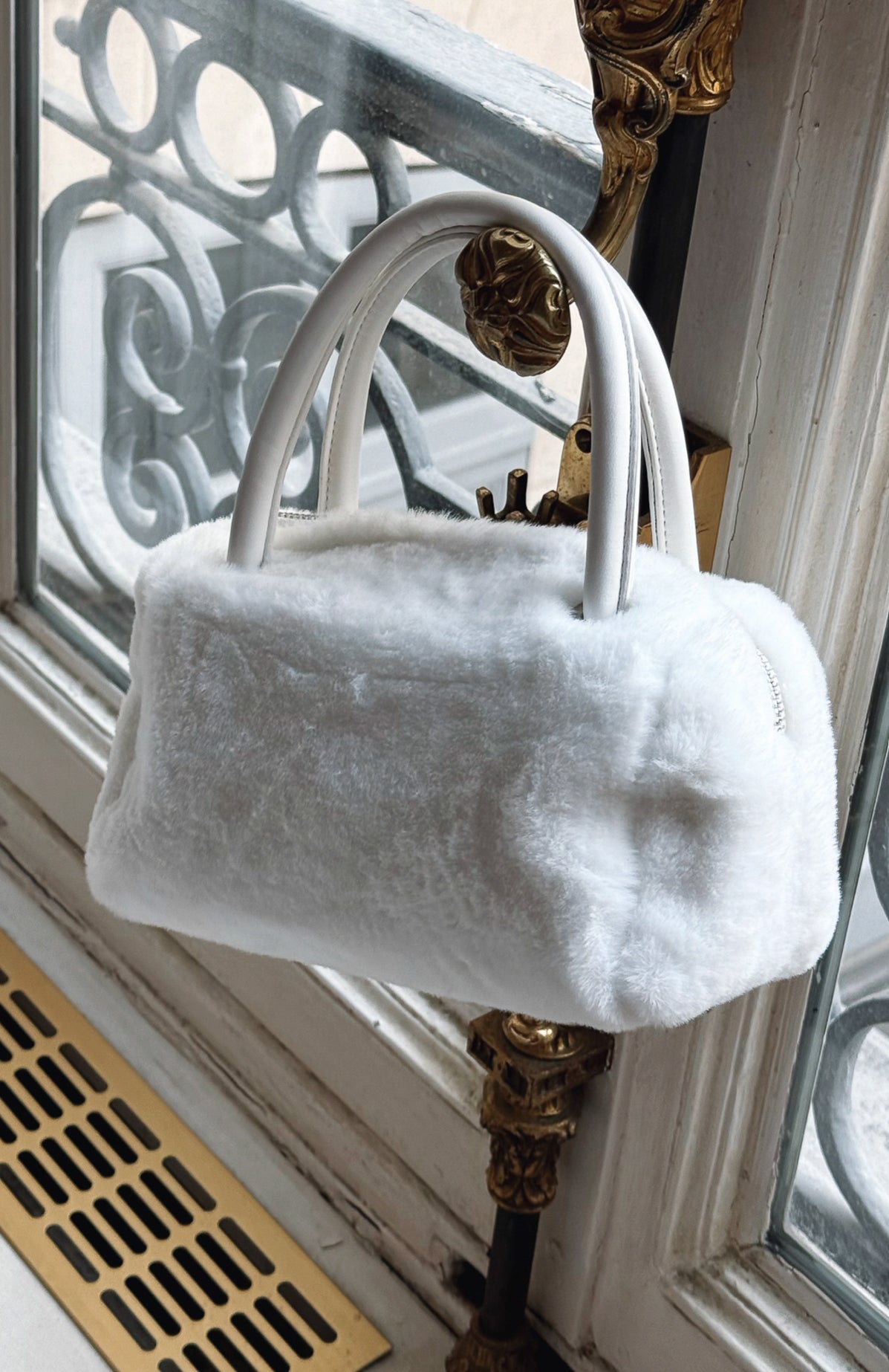 Reese Top Handle Bag White - Image 4