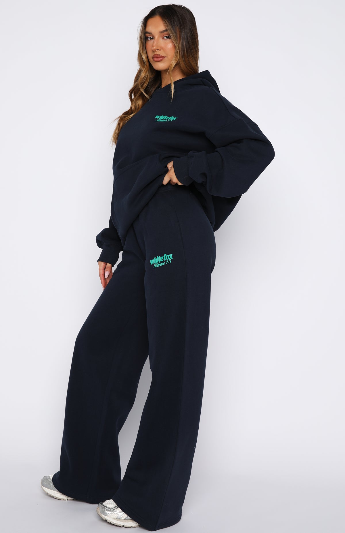 Release 15 Kiana Wide Leg Sweatpants Navy - Image 3