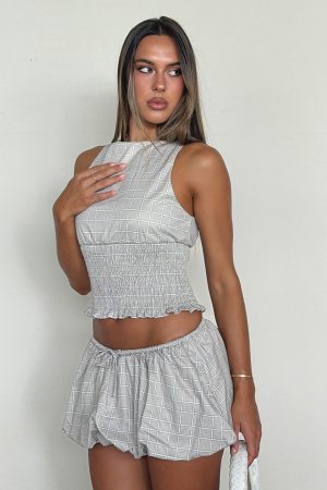 Runaway Heart Top Beige Check