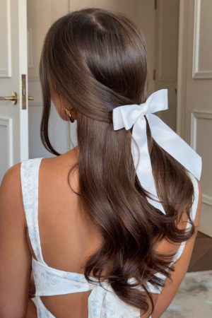 Sweet Serenity Bow Hair Clip White
