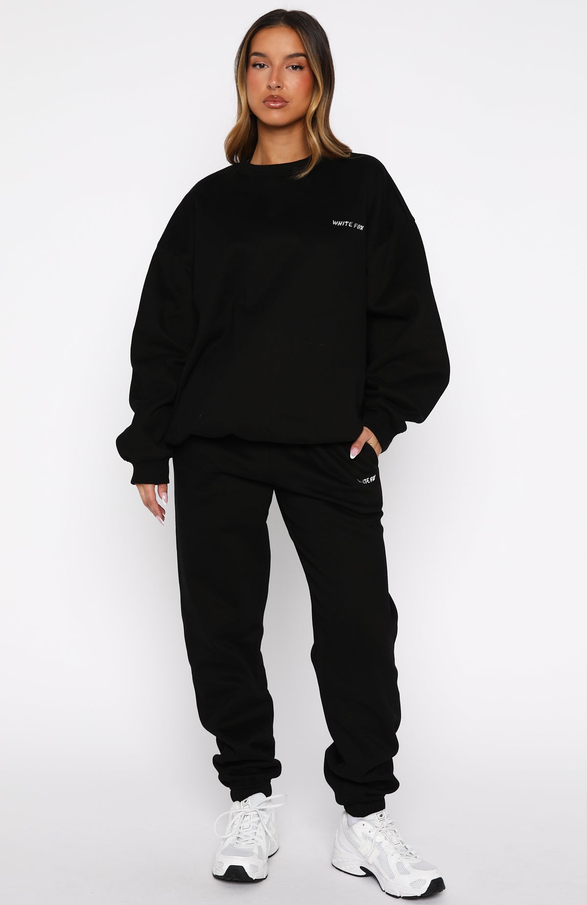 Test Drive Oversized Sweater Black - Image 5