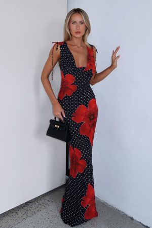 That's Amore Maxi Dress Black Scarlet Bloom