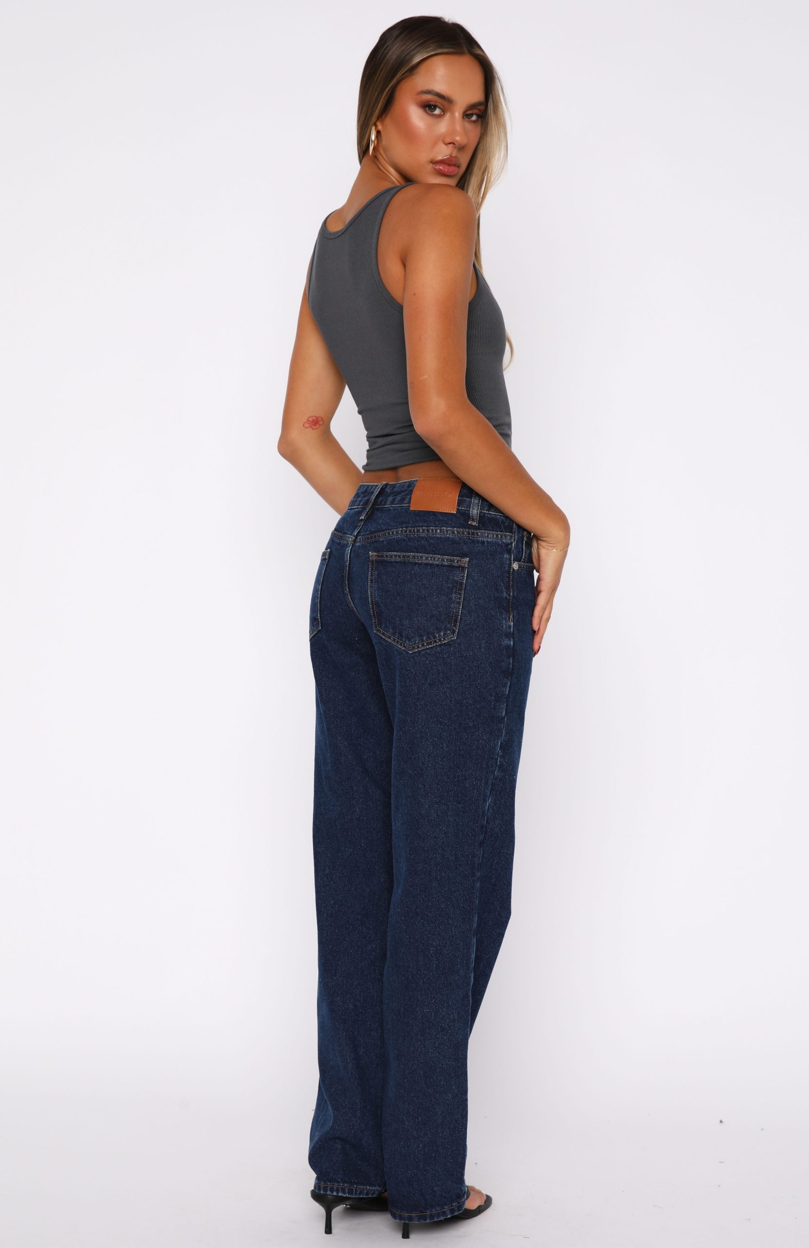 Zara Low Rise Straight Leg Jeans Dark Blue - Image 4
