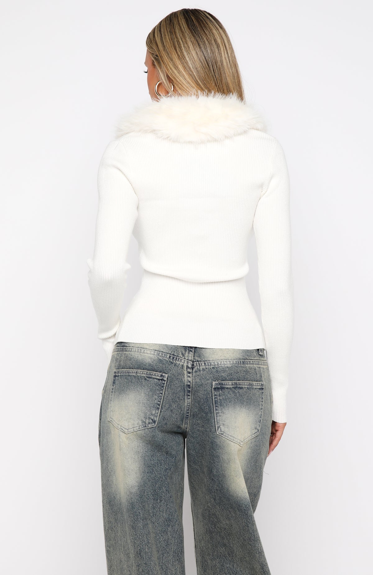 All Bundled Up Knit Cardigan Snow White - Image 4